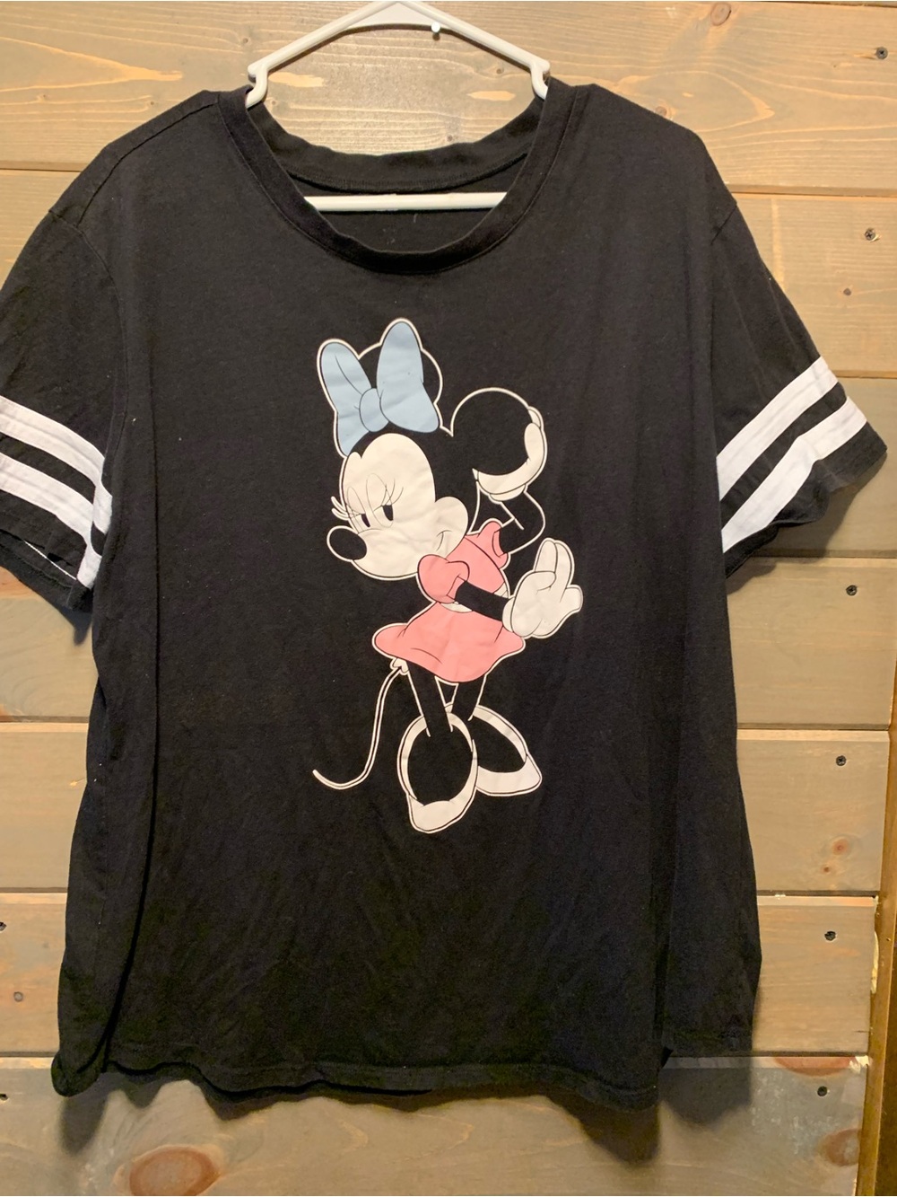 Disney top